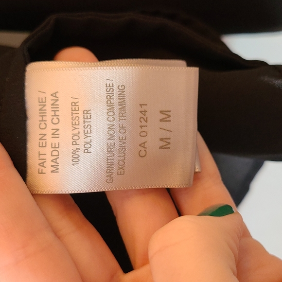 Black flowy blouse - Picture 4 of 5